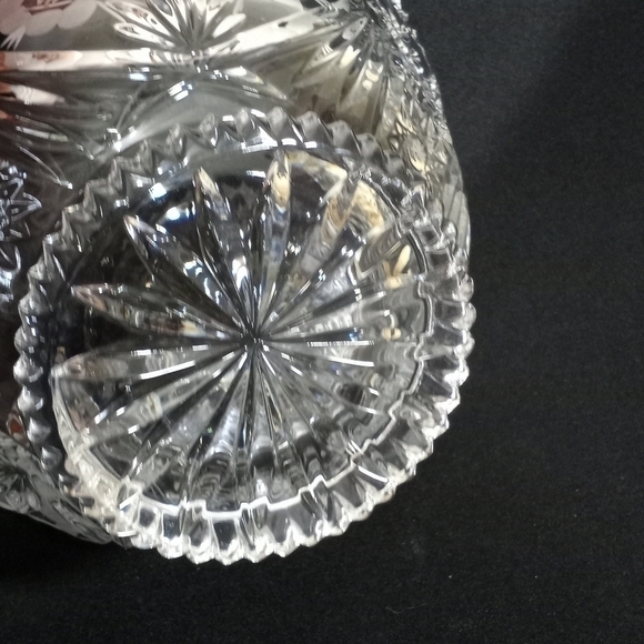 Godinger Shannon Irish Cut Crystal Bowl 5.75" Tall x 9 Diameter - Picture 8 of 8